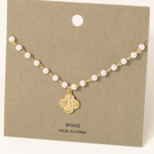 Pearly Clover Station Necklace