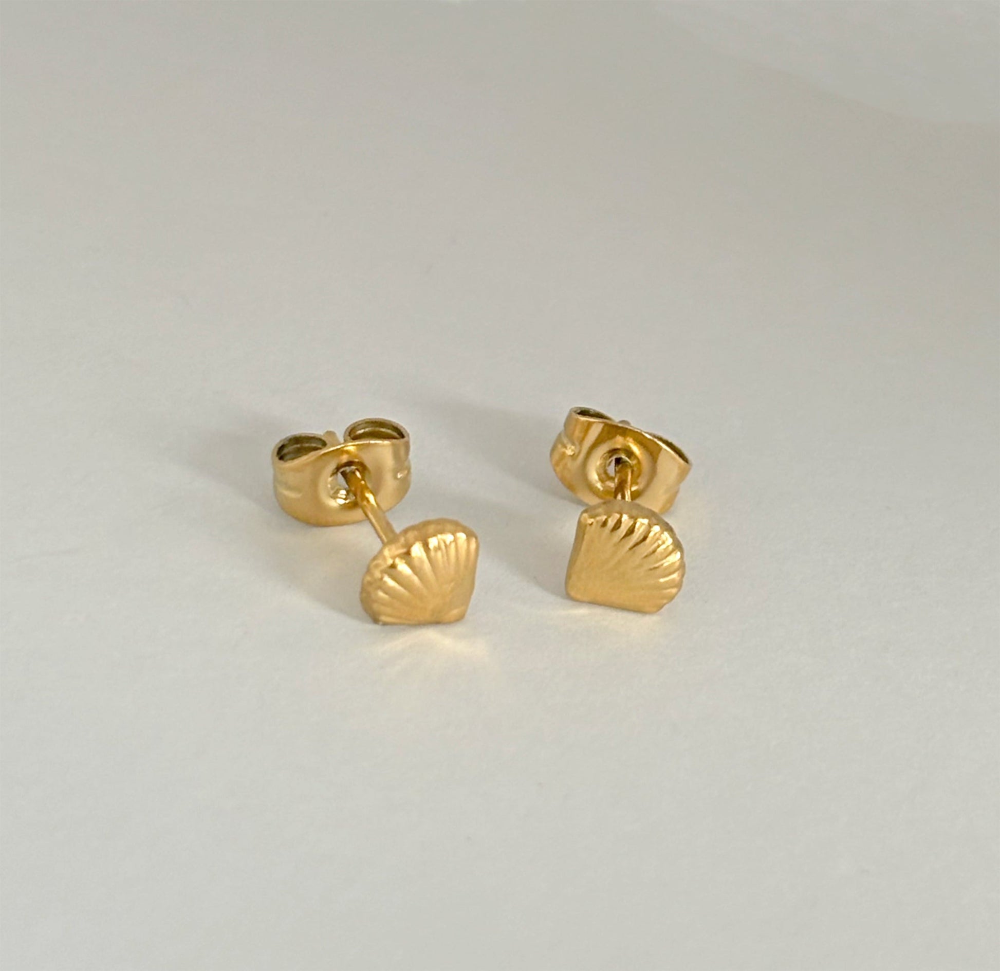 HOLLY DAINTY GOLD SEA SHELL STUD EARRINGS