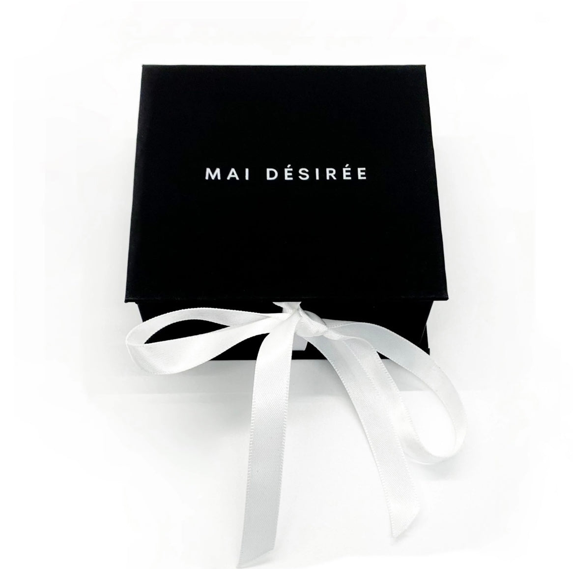 PRESLEY SILVER DOOR KNOCKER EARRINGS